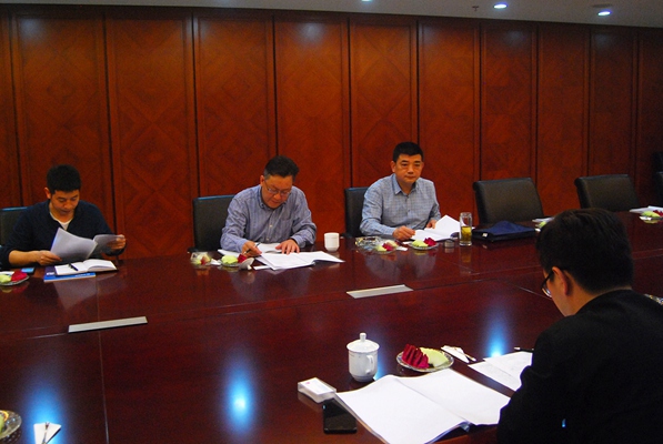 杭州市场监督管理局领导考察冠亚·体育（集团）官方网站中心2.jpg